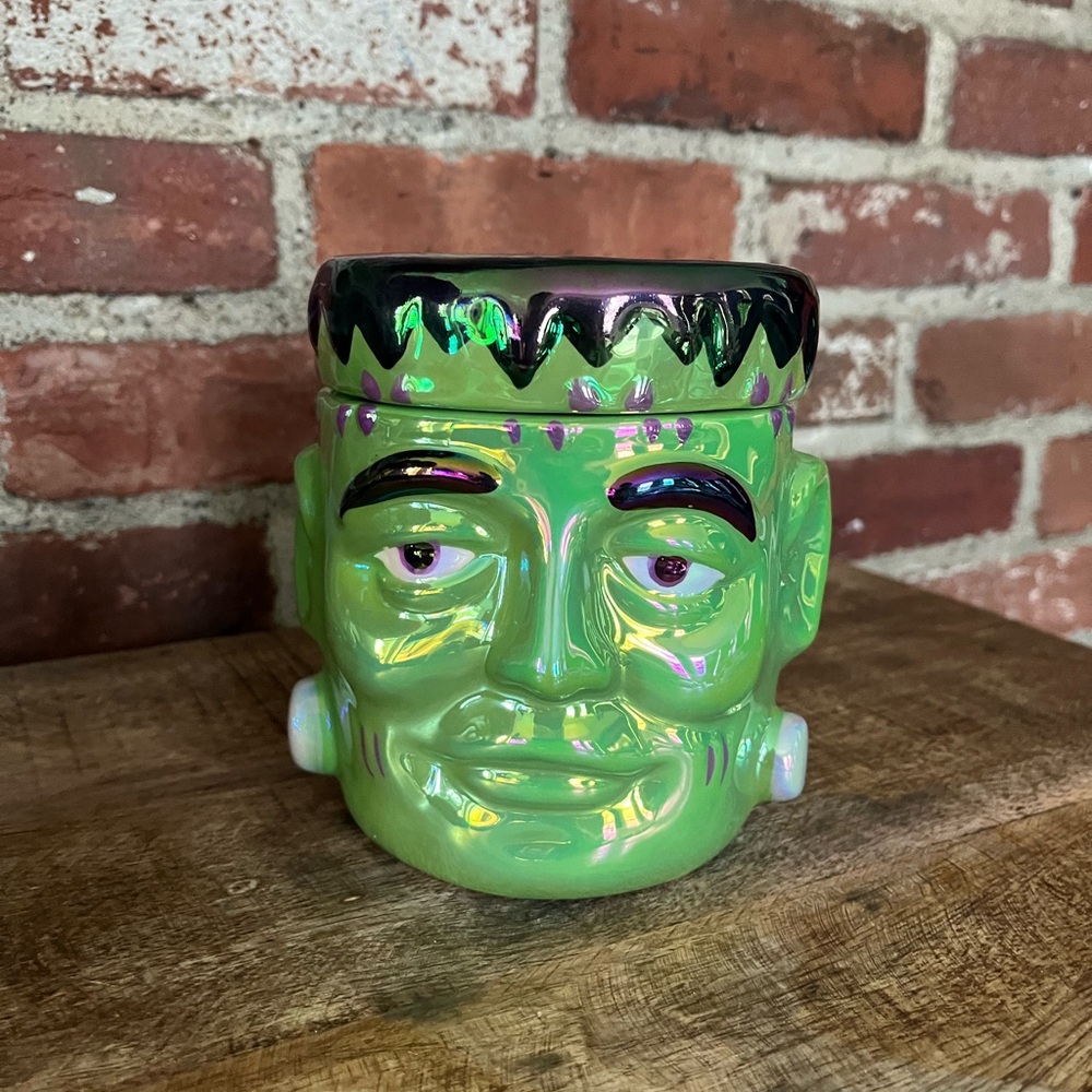 Martha Stewart Frankenstein candle soy based and WT great for Halloween